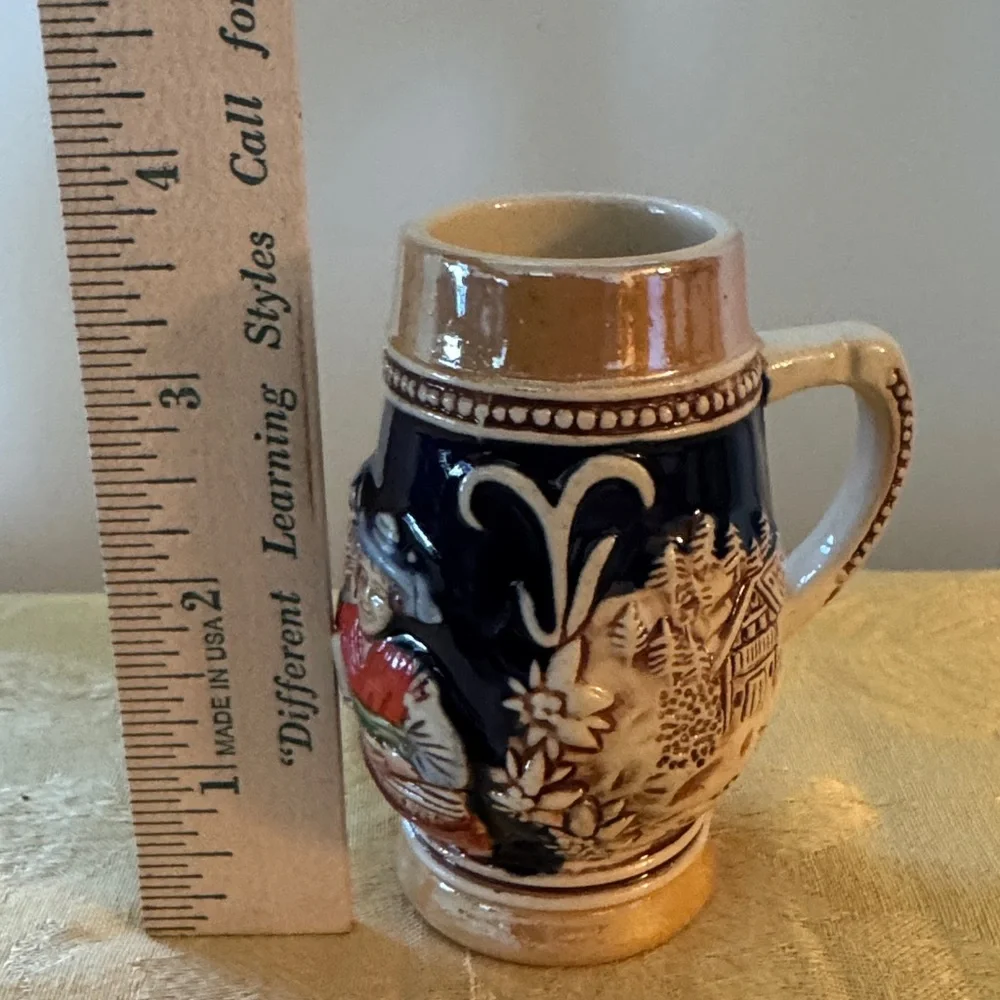 Vintage KING Beer Stein – Handmade in Germany - Picture 9 of 10